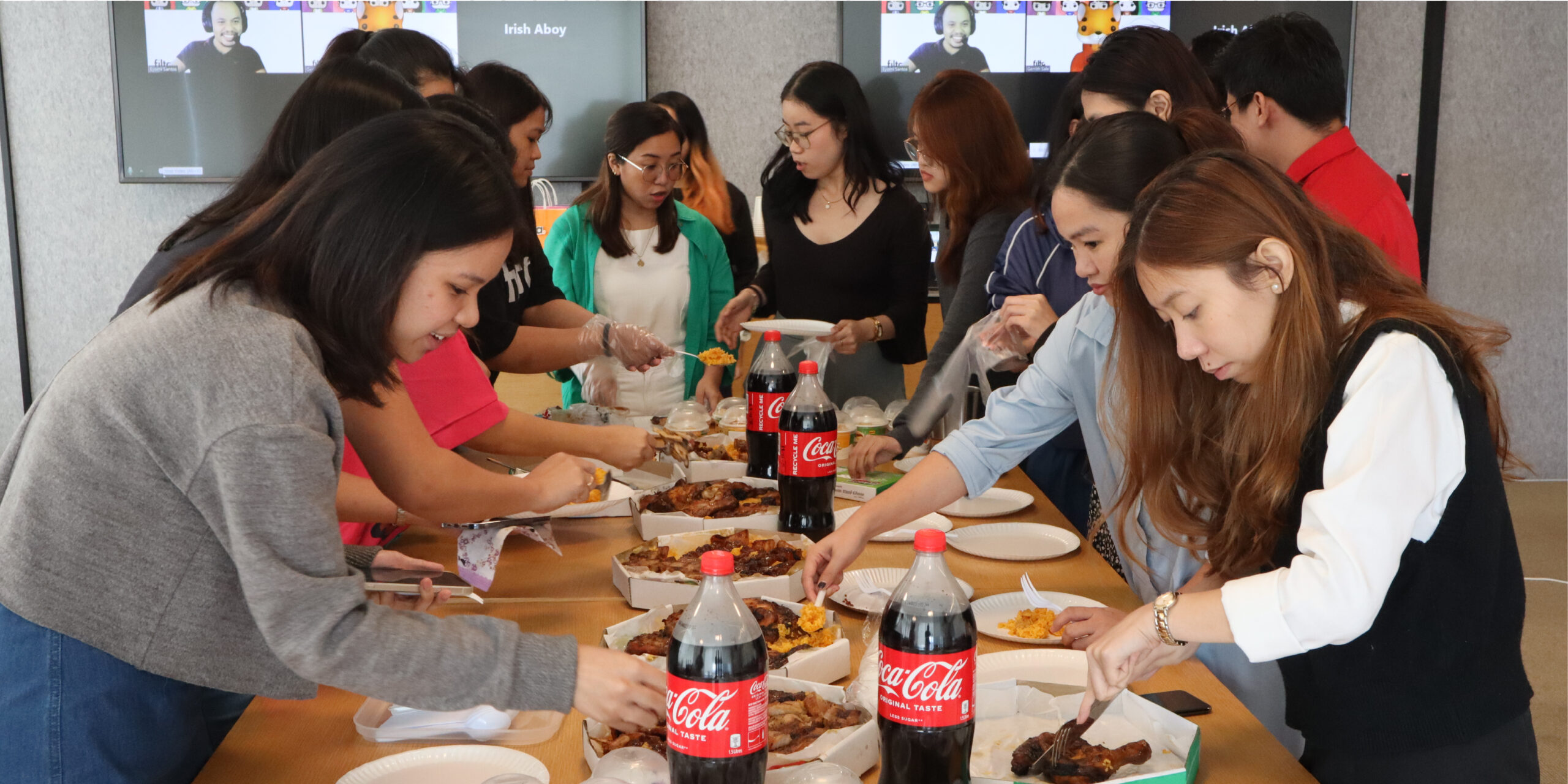 The Most Strategic Hour of the Day Is Lunch (If You’re Paying Attention)